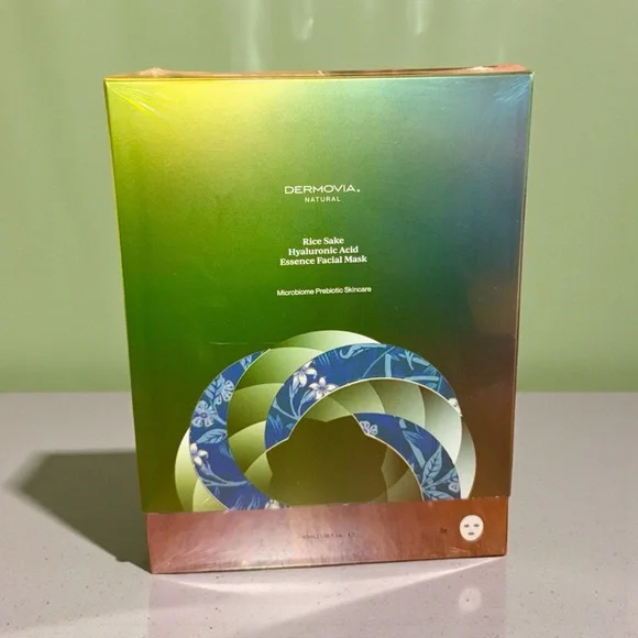 Dermovia Hyaluronic Acid Essence Facial Mask - Picture 1 of 5